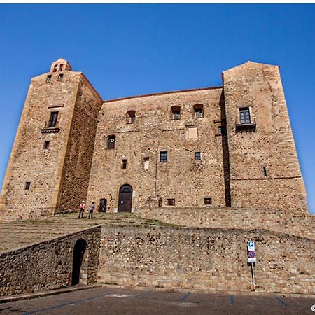 Collotti 3 Lägenhet Castelbuono  Exteriör bild